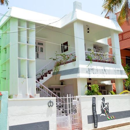 La Maison Blanche Hotel Pondicherry Exterior foto